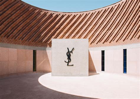 yves st laurent architecture